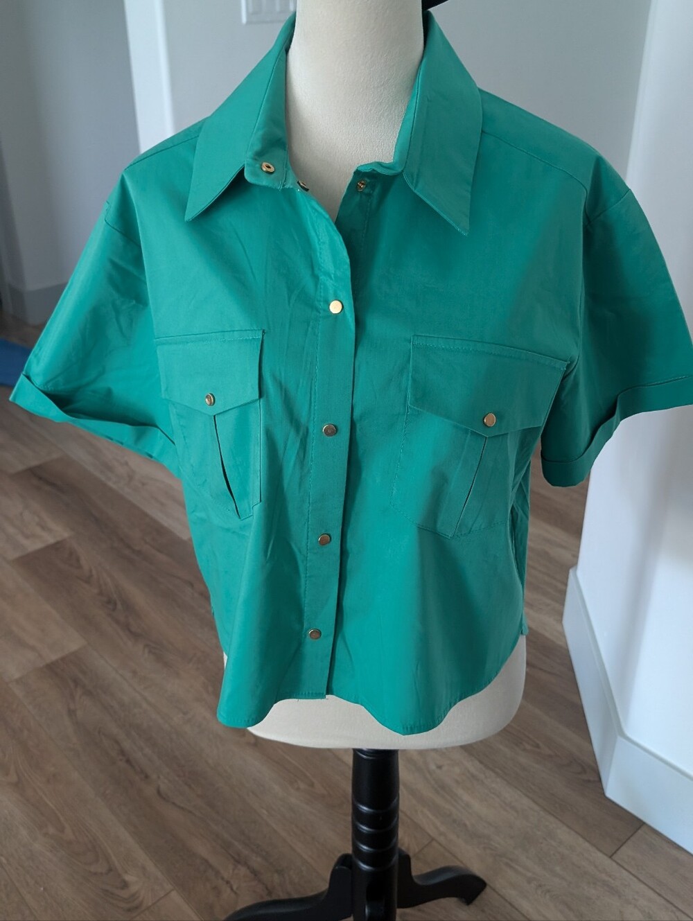 Women’s Short-Sleeve Button Front Shirt - Green